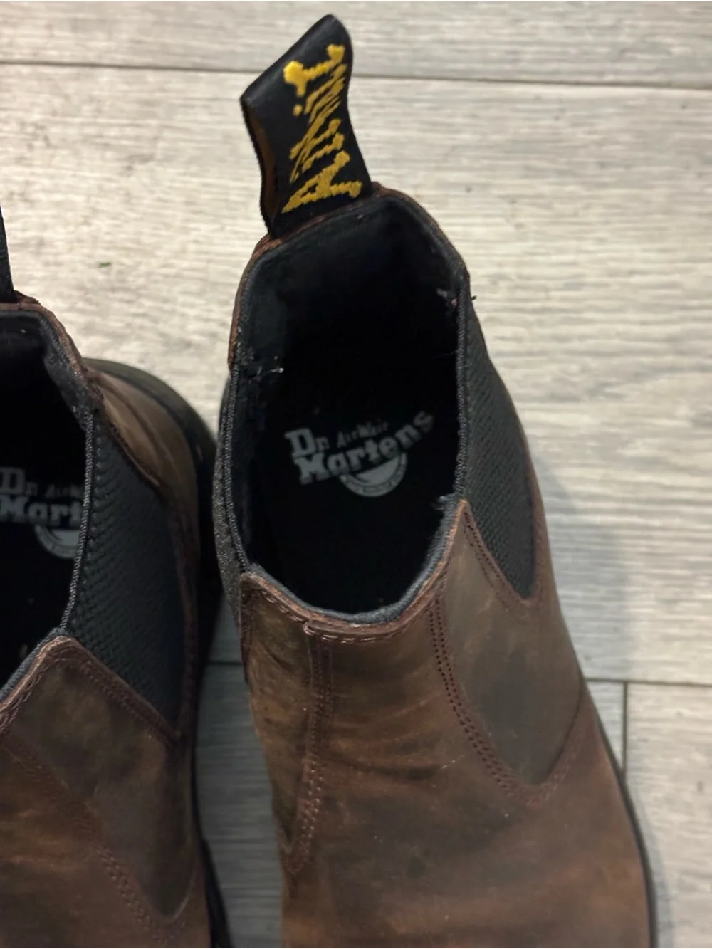 Dr. Martens Men's 7 Women’s 8 Brown Leather Chukka Boots